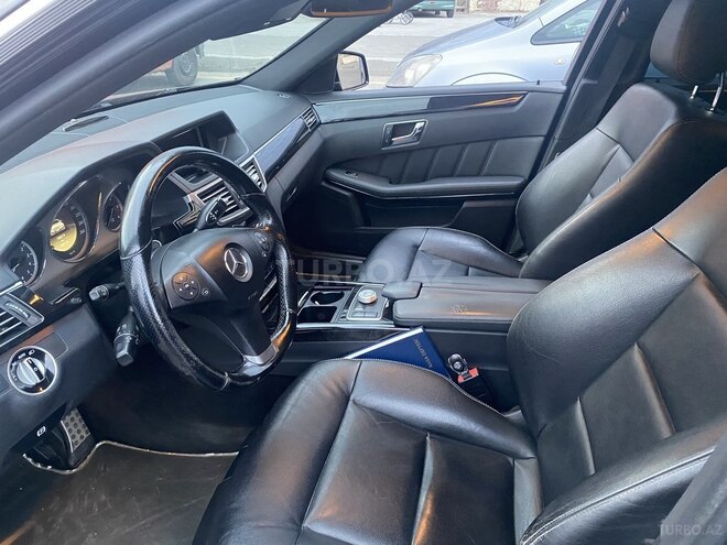 Mercedes E 220 2011, 180,000 km - 2.2 l - Bakı