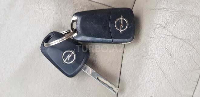 Opel Astra 2005, 160,000 km - 1.4 l - Bakı