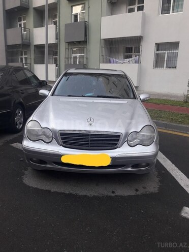 Mercedes C 240 2003, 326,809 km - 2.6 l - Bakı