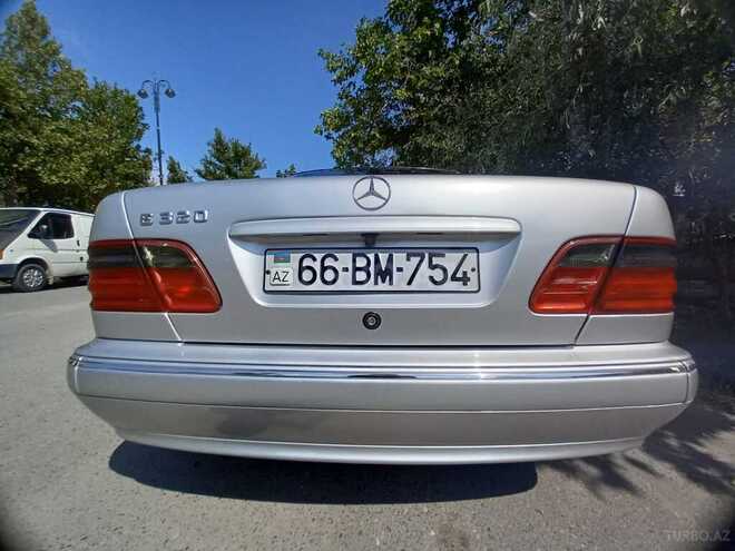 Mercedes E 320 2000, 215,000 km - 3.2 l - Yevlax
