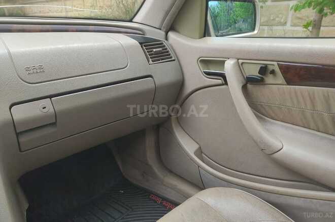 Mercedes C 230 1999, 220,000 km - 2.3 l - Bakı