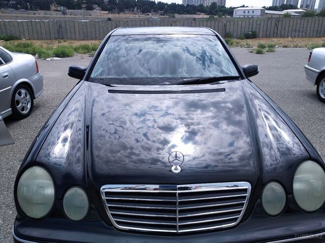 Mercedes E 320 2000, 232,741 km - 3.2 л - Bakı
