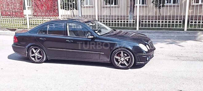 Mercedes E 320 2004, 300,000 km - 3.2 l - Bakı