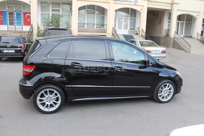 Mercedes B 180 2008, 58,000 km - 1.7 l - Bakı