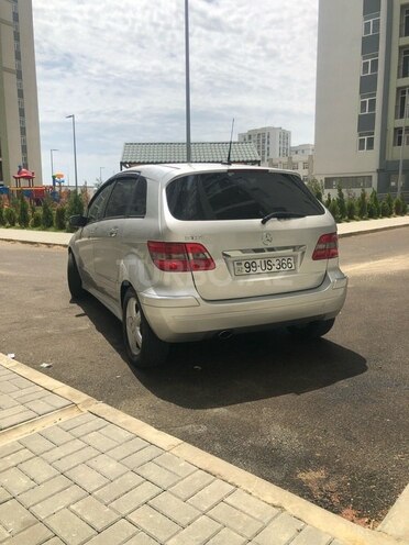 Mercedes B 170 2007, 172,000 km - 1.7 l - Bakı