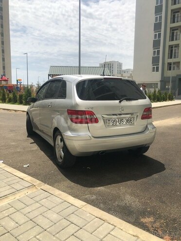 Mercedes B 170 2007, 172,000 km - 1.7 l - Bakı