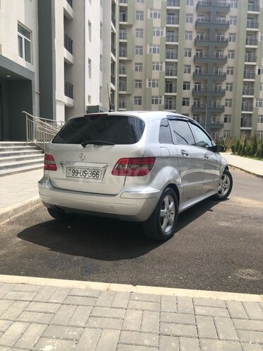 Mercedes B 170 2007, 172,000 km - 1.7 l - Bakı