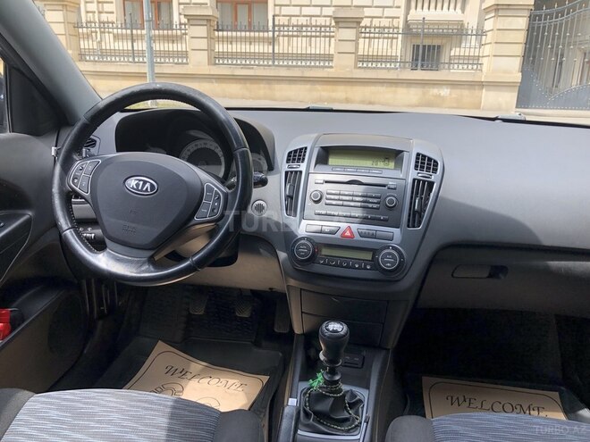 Kia Ceed 2008, 215,500 km - 1.6 л - Bakı