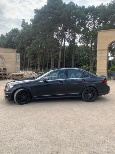 Mercedes C 300 2009, 247,000 km - 3.0 l - Biləsuvar