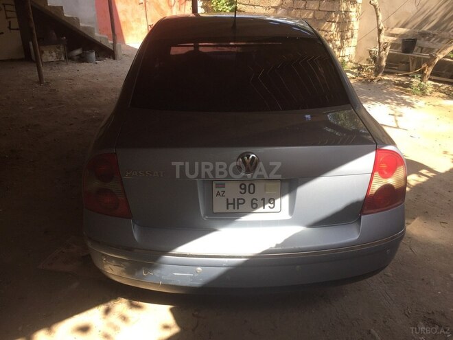 Volkswagen Passat 2002, 295,000 km - 1.8 l - Bakı