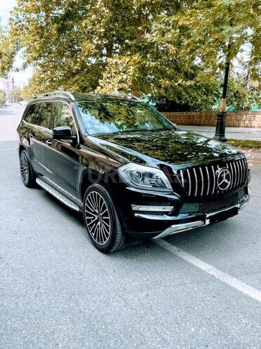 Mercedes  2015, 161,234 km - 3.0 l - Bakı