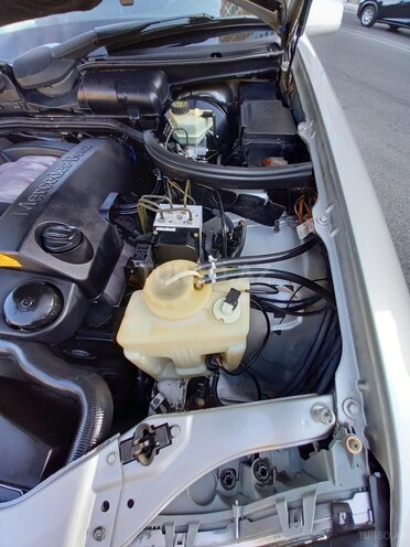 Mercedes E 240 1997, 475,000 km - 2.4 l - Bakı