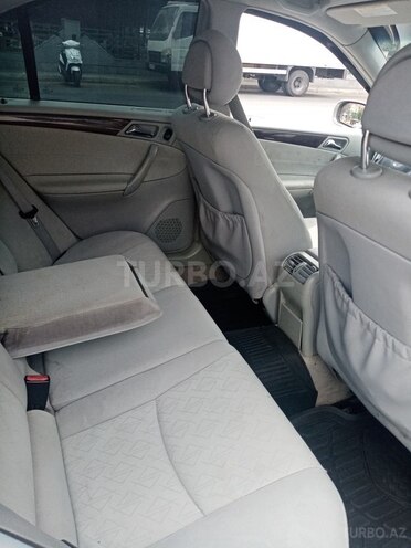 Mercedes C 220 2003, 370,000 km - 2.2 l - Bakı