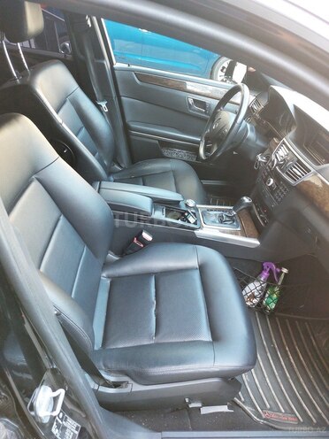 Mercedes E 220 2011, 137,000 km - 2.2 l - Bakı
