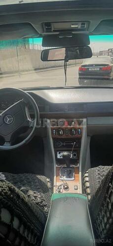 Mercedes E 250 1985, 412,000 km - 2.5 l - Bakı