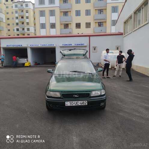 Opel Astra 1997, 211,321 km - 1.8 l - Sumqayıt