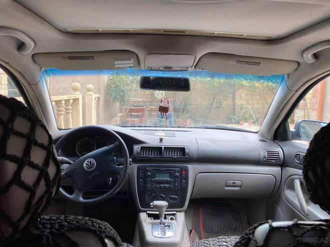 Volkswagen Passat 2001, 202,539 km - 1.8 л - Bakı