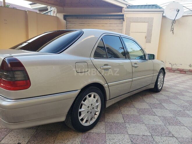 Mercedes C 230 1998, 364,000 km - 2.3 l - Bakı