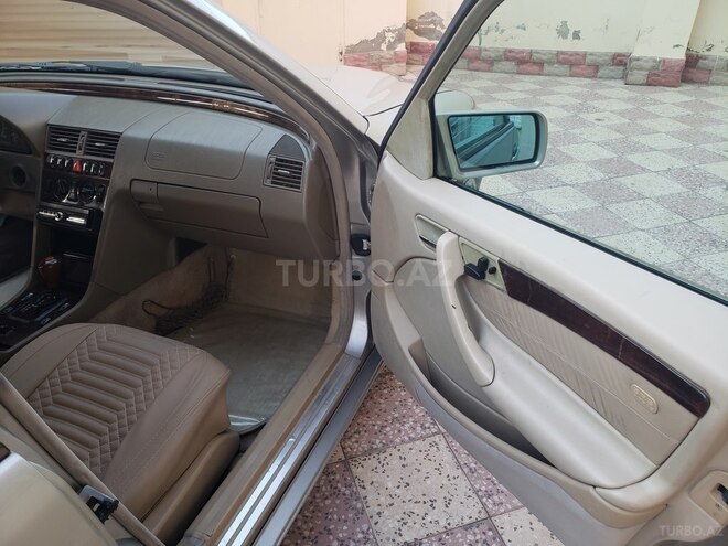 Mercedes C 230 1998, 364,000 km - 2.3 l - Bakı