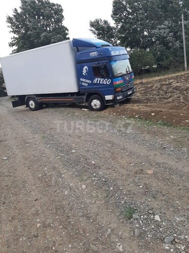 Mercedes Atego 1323 1998, 450,000 km - 6.3 л - Bakı