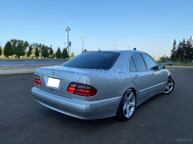 Mercedes E 240 2000, 290,000 km - 2.4 l - Bakı