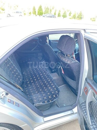 Mercedes E 240 2000, 290,000 km - 2.4 l - Bakı