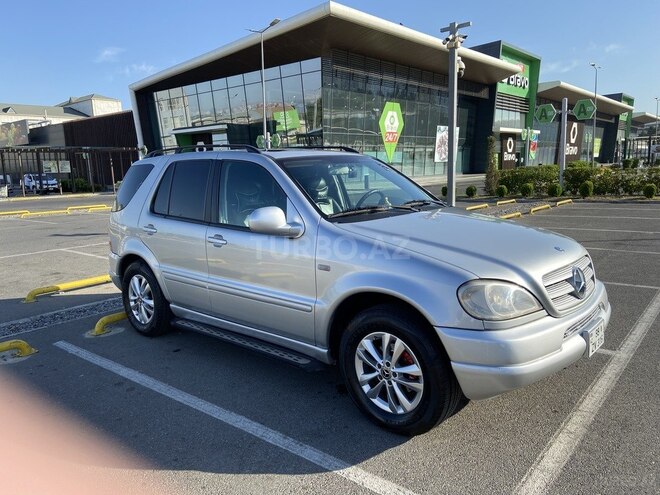 Mercedes ML 320 2000, 255,000 km - 3.2 l - Bakı