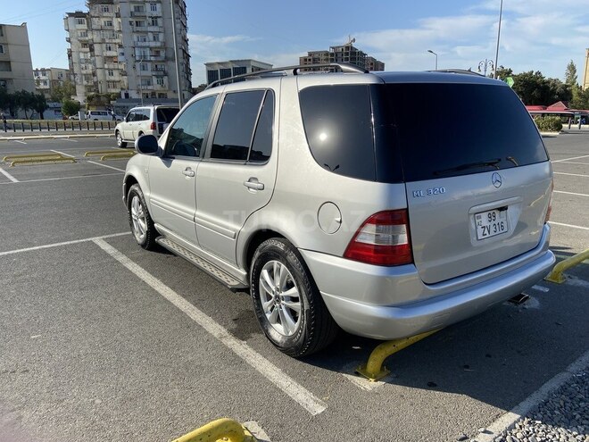 Mercedes ML 320 2000, 255,000 km - 3.2 l - Bakı