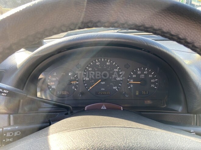 Mercedes ML 320 2000, 255,000 km - 3.2 l - Bakı