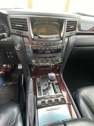 Lexus LX 570 2011, 111,858 km - 5.7 l - Bakı