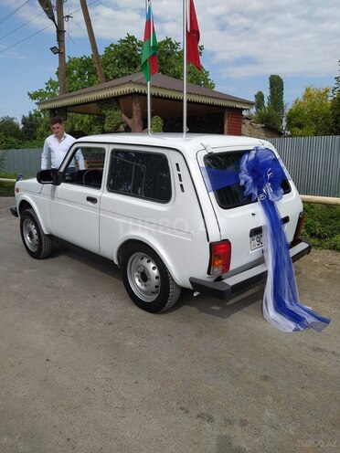 LADA (VAZ) Niva 2014, 148,000 km - 1.7 l - Göyçay