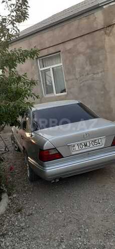 Mercedes E 260 1991, 345,000 km - 2.6 l - Bakı
