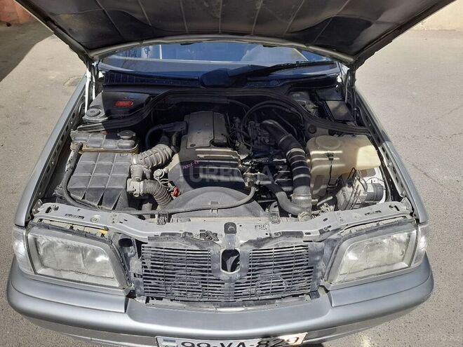 Mercedes C 230 1999, 265,542 km - 2.3 l - Bakı