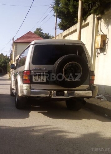 Mitsubishi Pajero 1992, 322,386 km - 2.5 л - Bakı