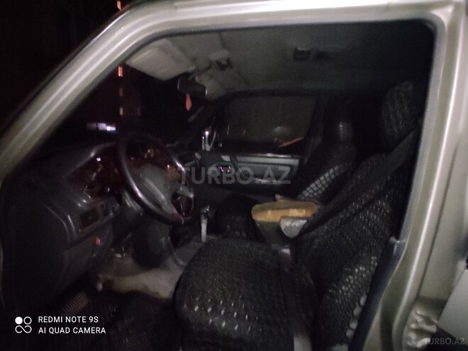 Mitsubishi Pajero 1992, 322,386 km - 2.5 л - Bakı