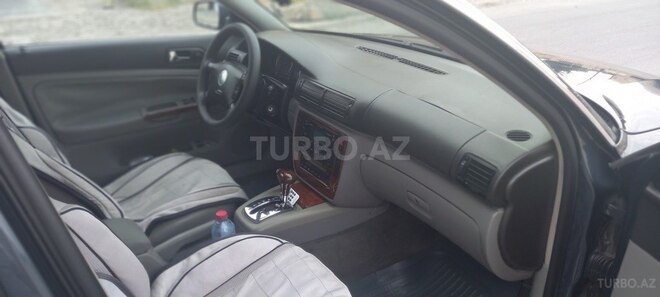 Volkswagen Passat 2003, 200,000 km - 2.8 l - Xaçmaz