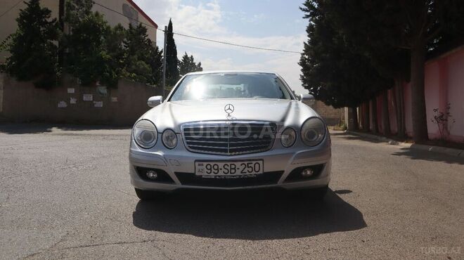 Mercedes E 220 2007, 232,000 km - 2.2 l - Bakı