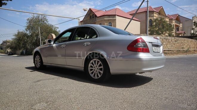 Mercedes E 220 2007, 232,000 km - 2.2 l - Bakı