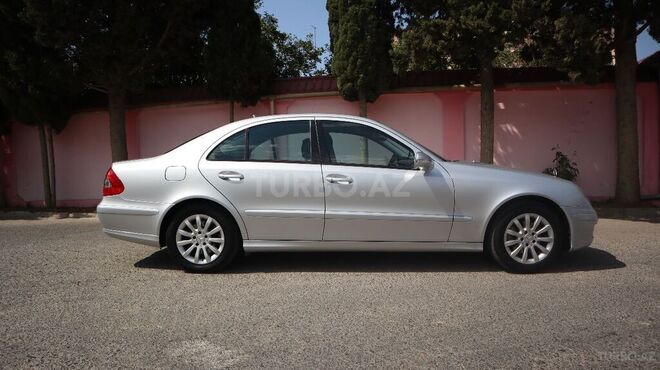 Mercedes E 220 2007, 232,000 km - 2.2 l - Bakı
