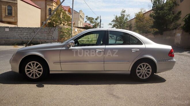 Mercedes E 220 2007, 232,000 km - 2.2 l - Bakı