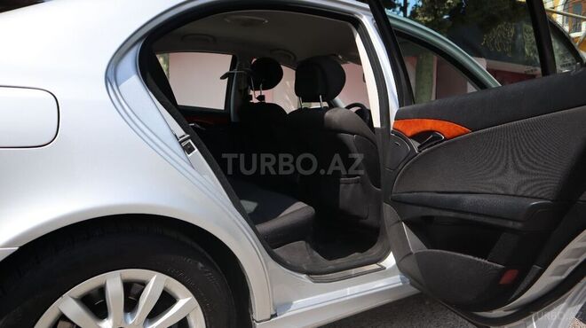 Mercedes E 220 2007, 232,000 km - 2.2 l - Bakı