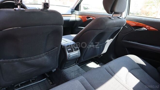 Mercedes E 220 2007, 232,000 km - 2.2 l - Bakı