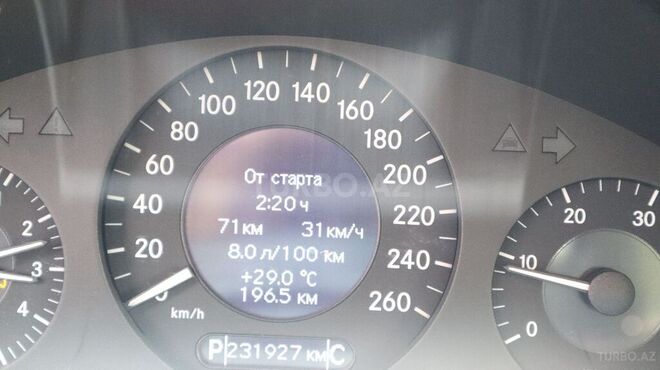 Mercedes E 220 2007, 232,000 km - 2.2 l - Bakı