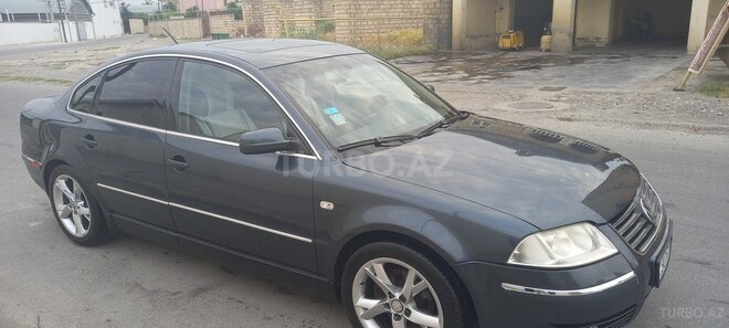 Volkswagen Passat 2003, 200,000 km - 2.8 l - Xaçmaz