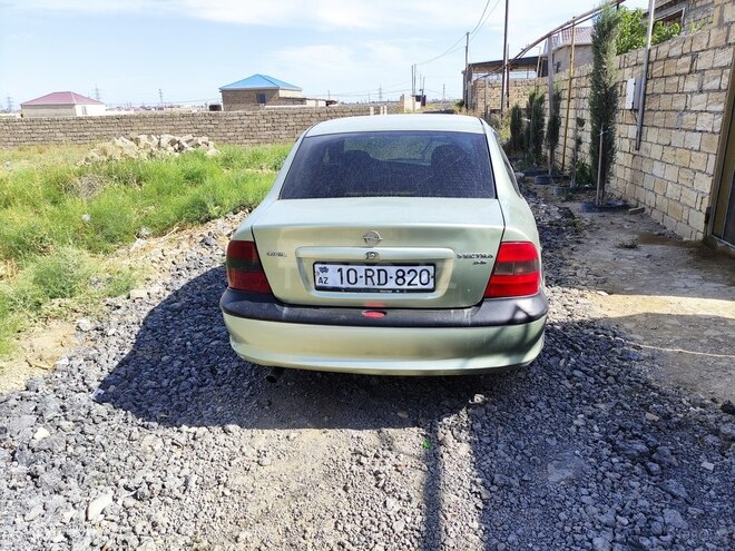 Opel Vectra 1995, 360,000 km - 1.8 l - Bakı