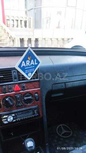 Mercedes C 180 1999, 300,000 km - 1.8 l - Bakı