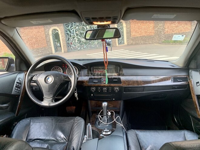 BMW 525 2005, 215,000 km - 3.0 л - Gəncə