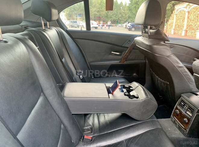 BMW 525 2005, 215,000 km - 3.0 л - Gəncə