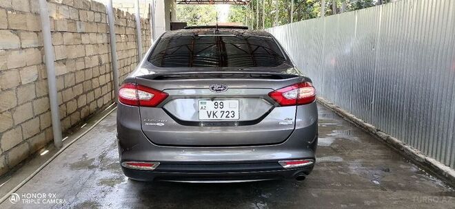 Ford Fusion 2013, 143,000 km - 1.6 l - Göyçay