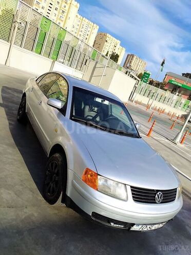 Volkswagen Passat 1999, 560,000 km - 1.9 л - Bakı